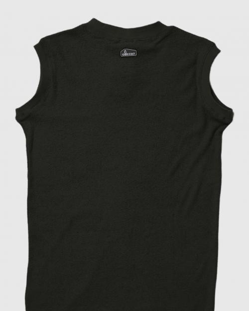 NO SLEEVE SLIT ONE PIECE