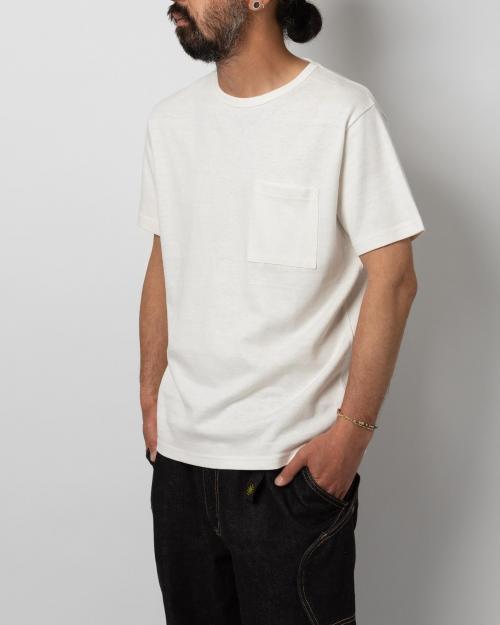 BASIC FITS POCKET TEE