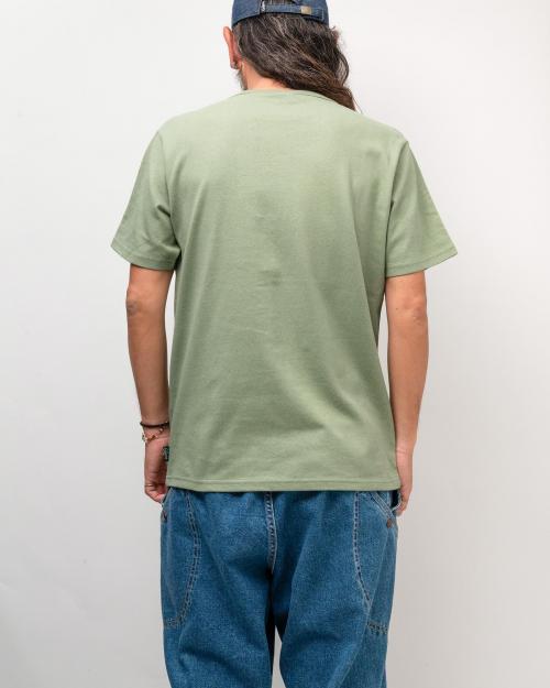 BASIC FITS POCKET TEE