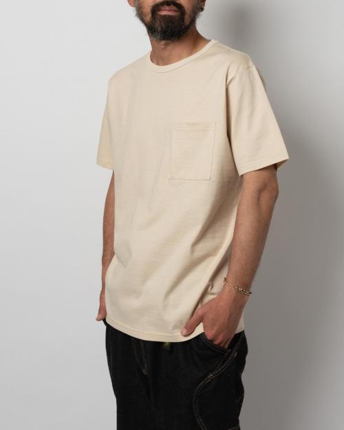 BASIC FITS POCKET TEE