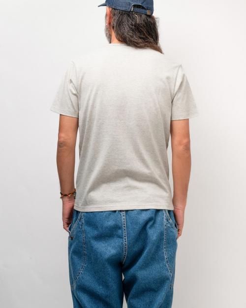 BASIC FITS POCKET TEE