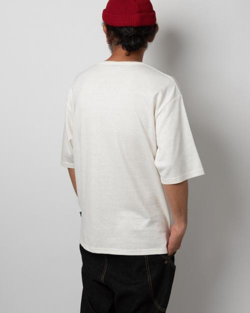 HALF SLEEVE WIDE FITS TEE