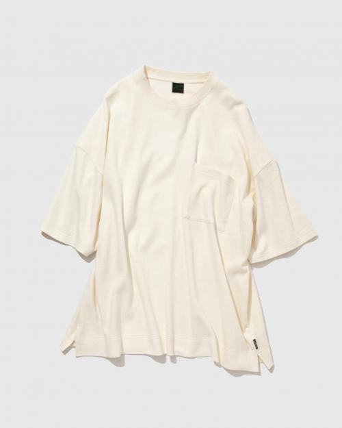 WIDE SLIT TEE