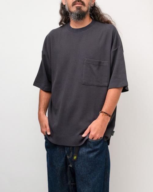 WIDE SLIT TEE