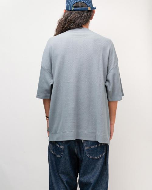 WIDE SLIT TEE