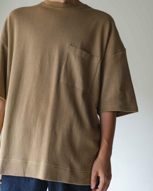 WIDE SLIT TEE