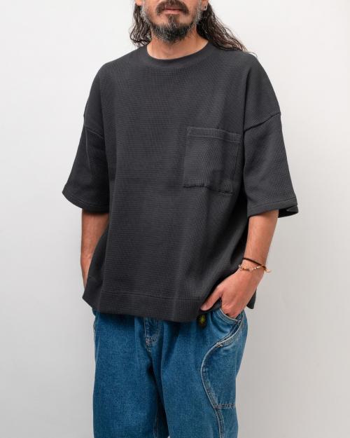 WIDE SLIT TEE