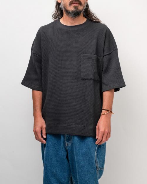 WIDE SLIT TEE