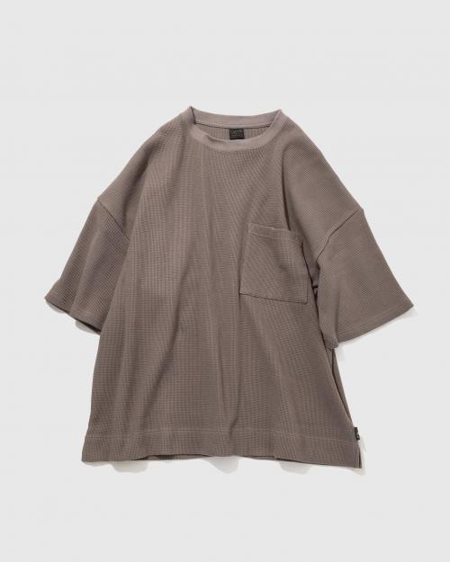 WIDE SLIT TEE
