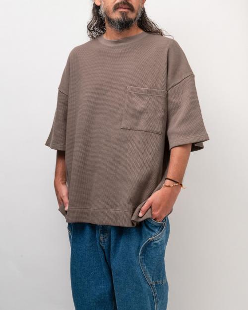 WIDE SLIT TEE