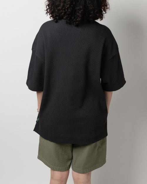WIDE SLIT TEE