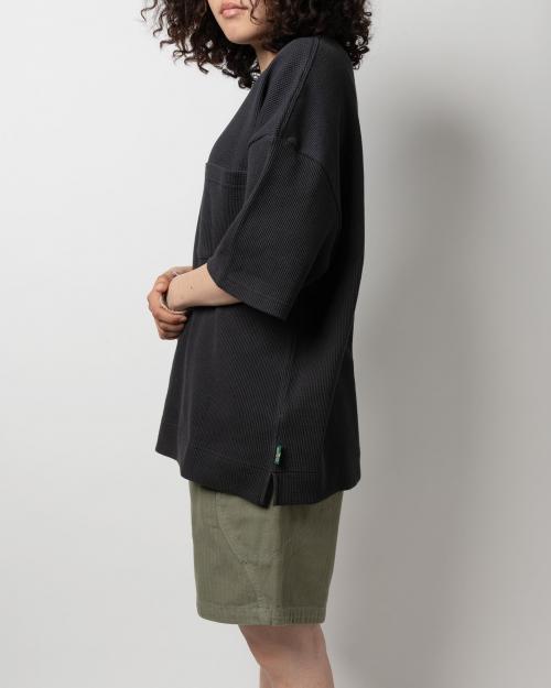 WIDE SLIT TEE