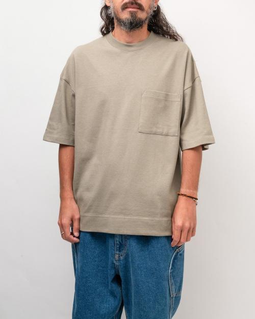 WIDE SLIT TEE