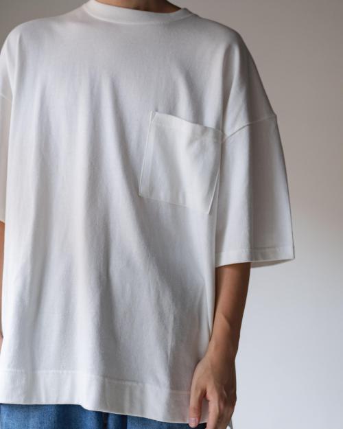 WIDE SLIT TEE
