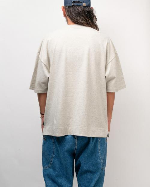 WIDE SLIT TEE