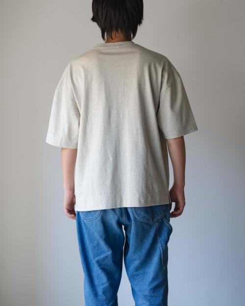 WIDE SLIT TEE