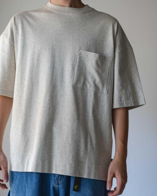 WIDE SLIT TEE