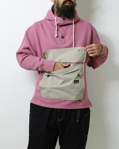 MASK HOODIE PULLOVER