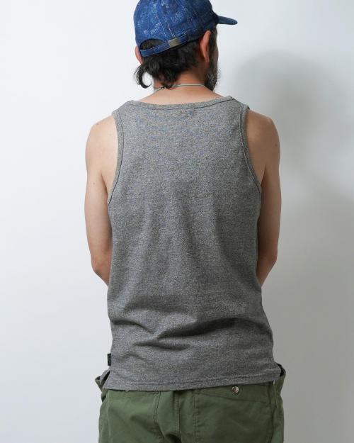 SLIT POCKET TANK TOP