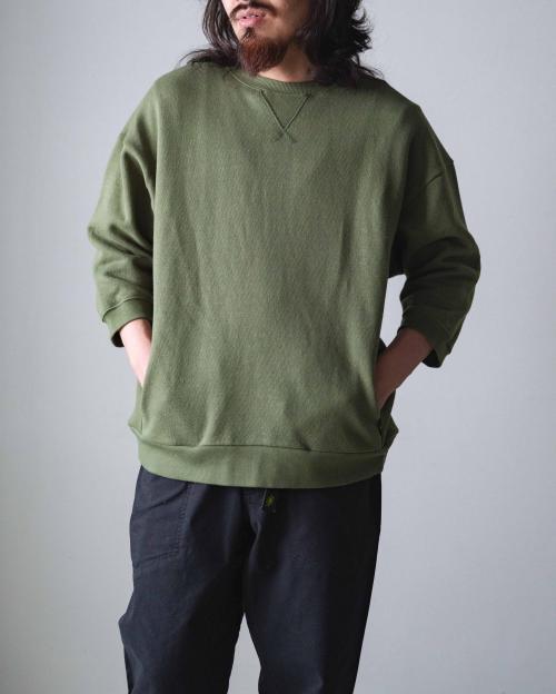 MOSS GREEN