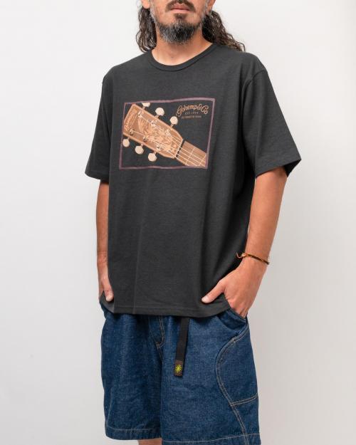 ALL NEED IS LOVE WIDE FITS TEE
