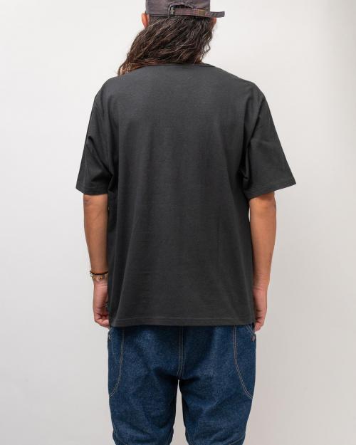 ONE LOVE WIDE FITS TEE