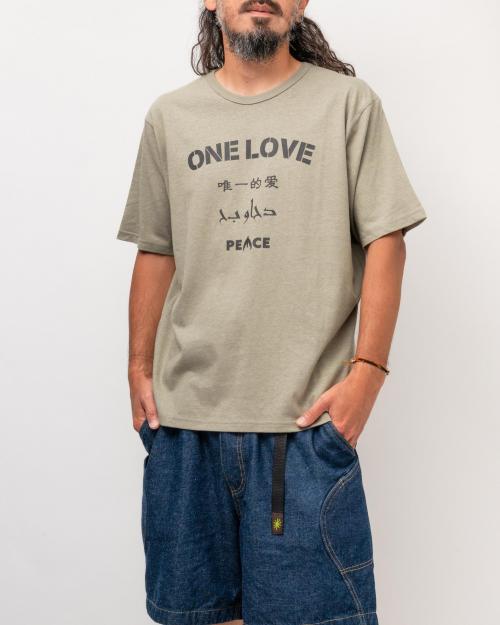 ONE LOVE WIDE FITS TEE
