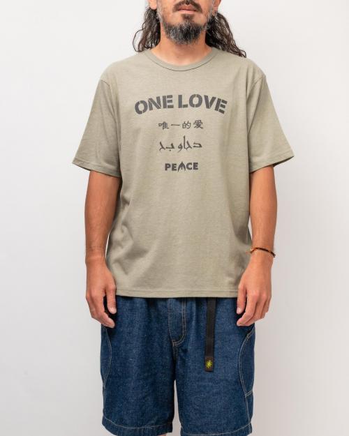 ONE LOVE WIDE FITS TEE