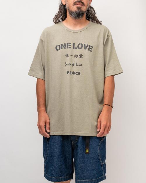 ONE LOVE WIDE FITS TEE