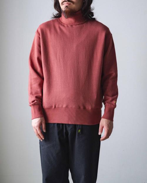 TURTLE NECK SWEAT