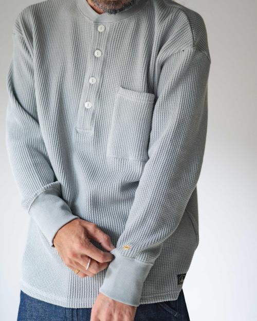 HENLEY 4BTN WAFFLE