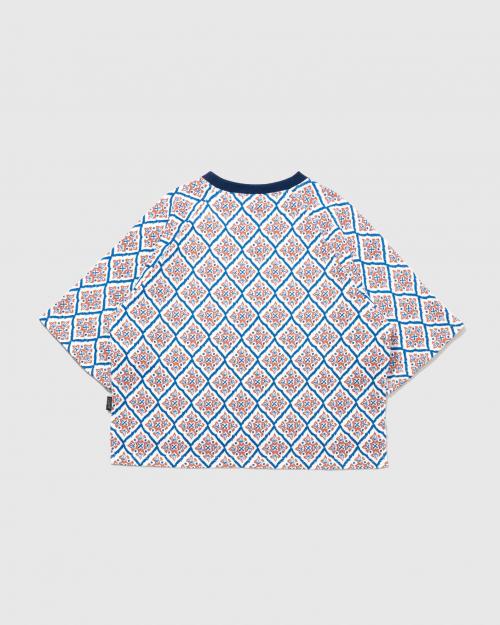 RAGLAN SLEEVE SQUARE