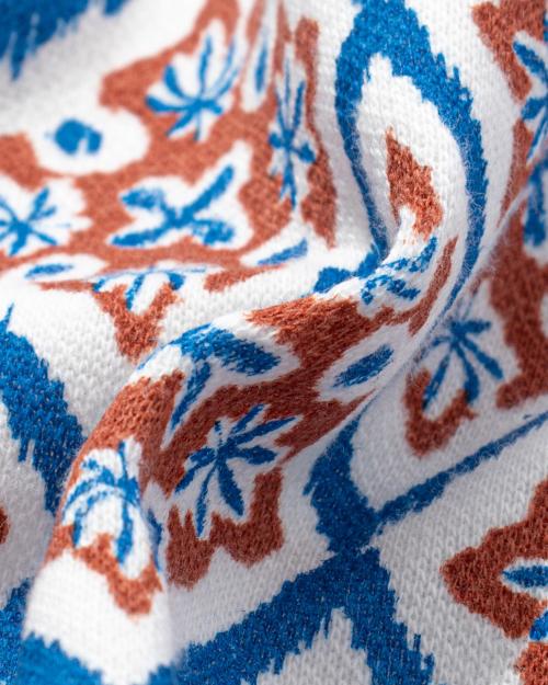 RAGLAN SLEEVE SQUARE