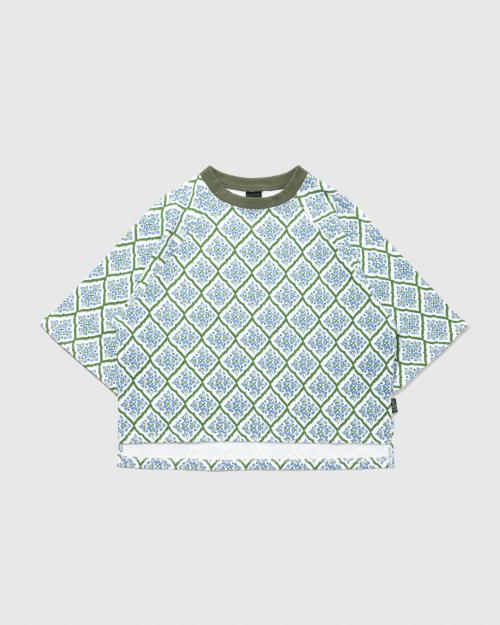 RAGLAN SLEEVE SQUARE