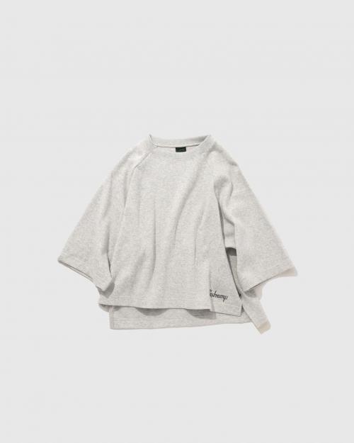 RAGLAN SLEEVE SQUARE