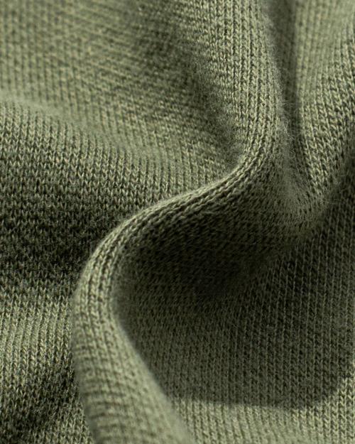 RAGLAN SLEEVE SQUARE