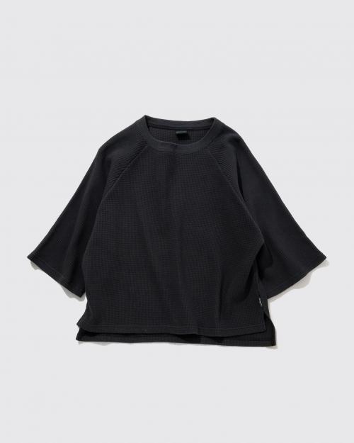 RAGLAN SLEEVE SQUARE