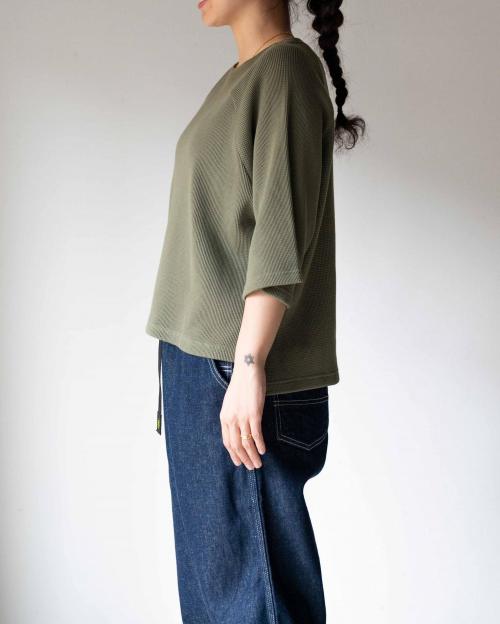 RAGLAN SLEEVE SQUARE