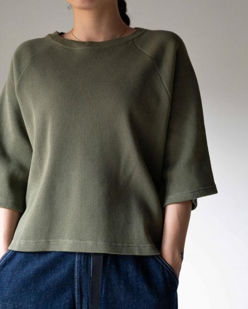 RAGLAN SLEEVE SQUARE