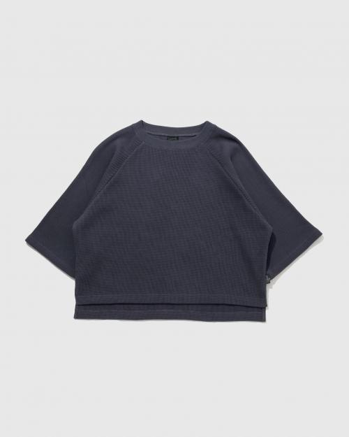 RAGLAN SLEEVE SQUARE