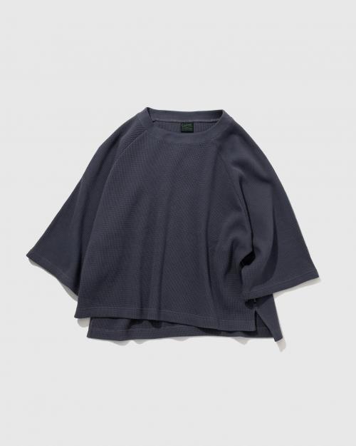 RAGLAN SLEEVE SQUARE