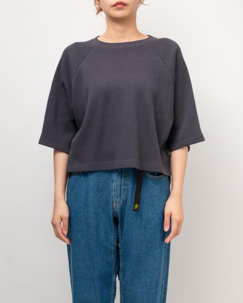 RAGLAN SLEEVE SQUARE