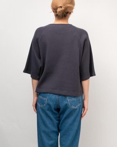 RAGLAN SLEEVE SQUARE