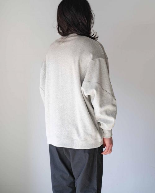 SWITCHING CREW NECK