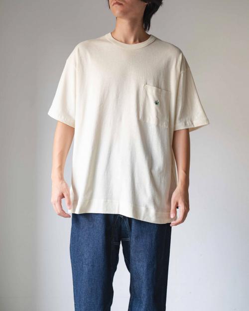 GLOBAL LEAF EMB TEE