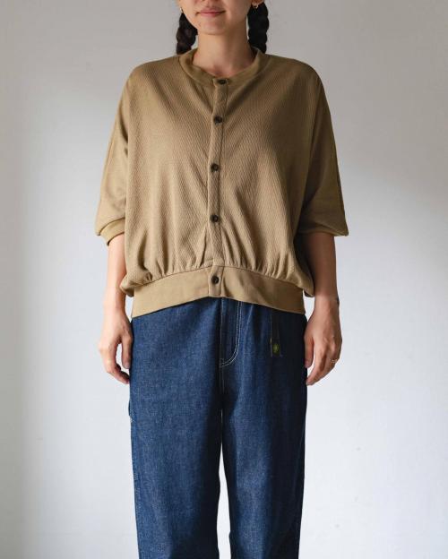ROUND BLOUSE