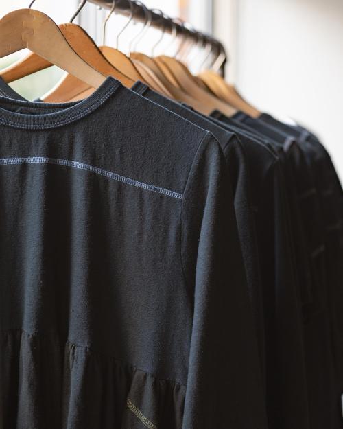 SHORT SLEEVE TEE - BLACK DYED REUSE