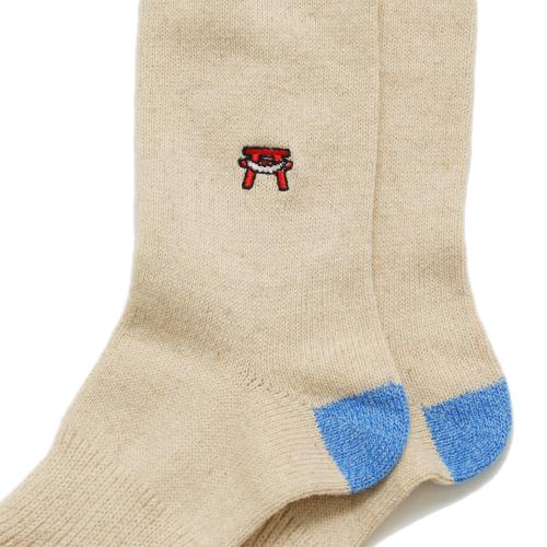 EMBROIDERY CREW SOCKS／×ANONYMOUSISM