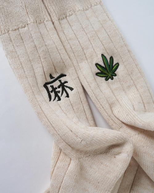 SOUVENIR EMB CREW SOCKS