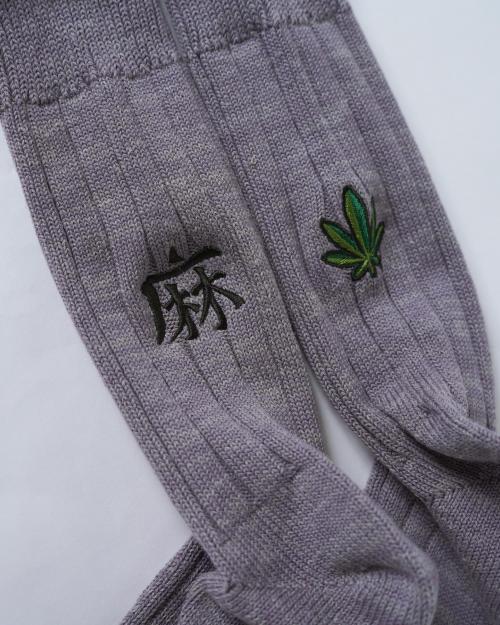 SOUVENIR EMB CREW SOCKS